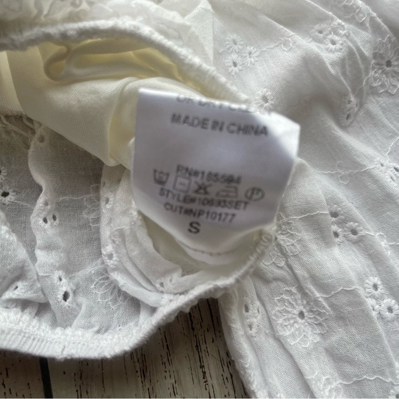 New Pink crop top with Cherry Detail - Picture 4 of 6